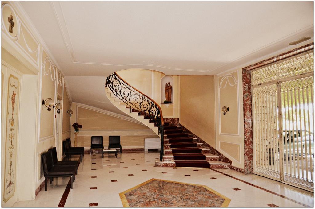 Casa Per Ferie Cardinal G. Guarino Roma Exterior foto
