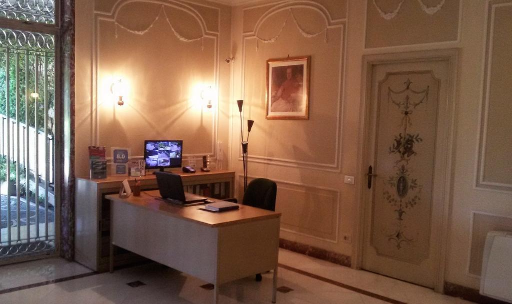 Casa Per Ferie Cardinal G. Guarino Roma Exterior foto